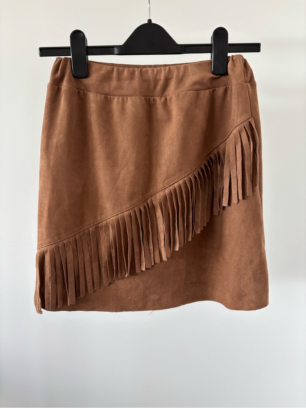 | Kimika | Fringe Suede-Look Mini Skirt Made in Italy size Medium